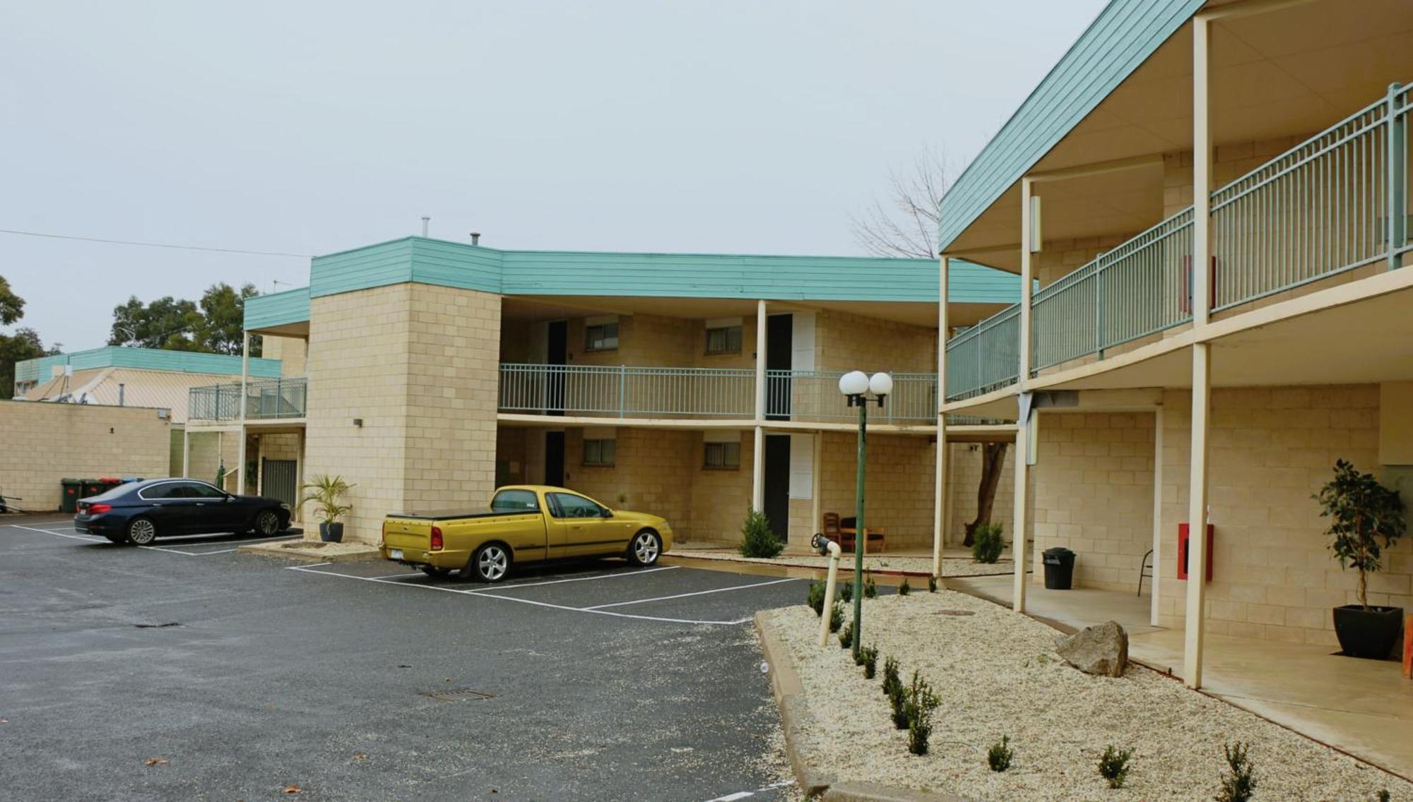 Bendigo Motor Inn Kangaroo Flat Екстериор снимка
